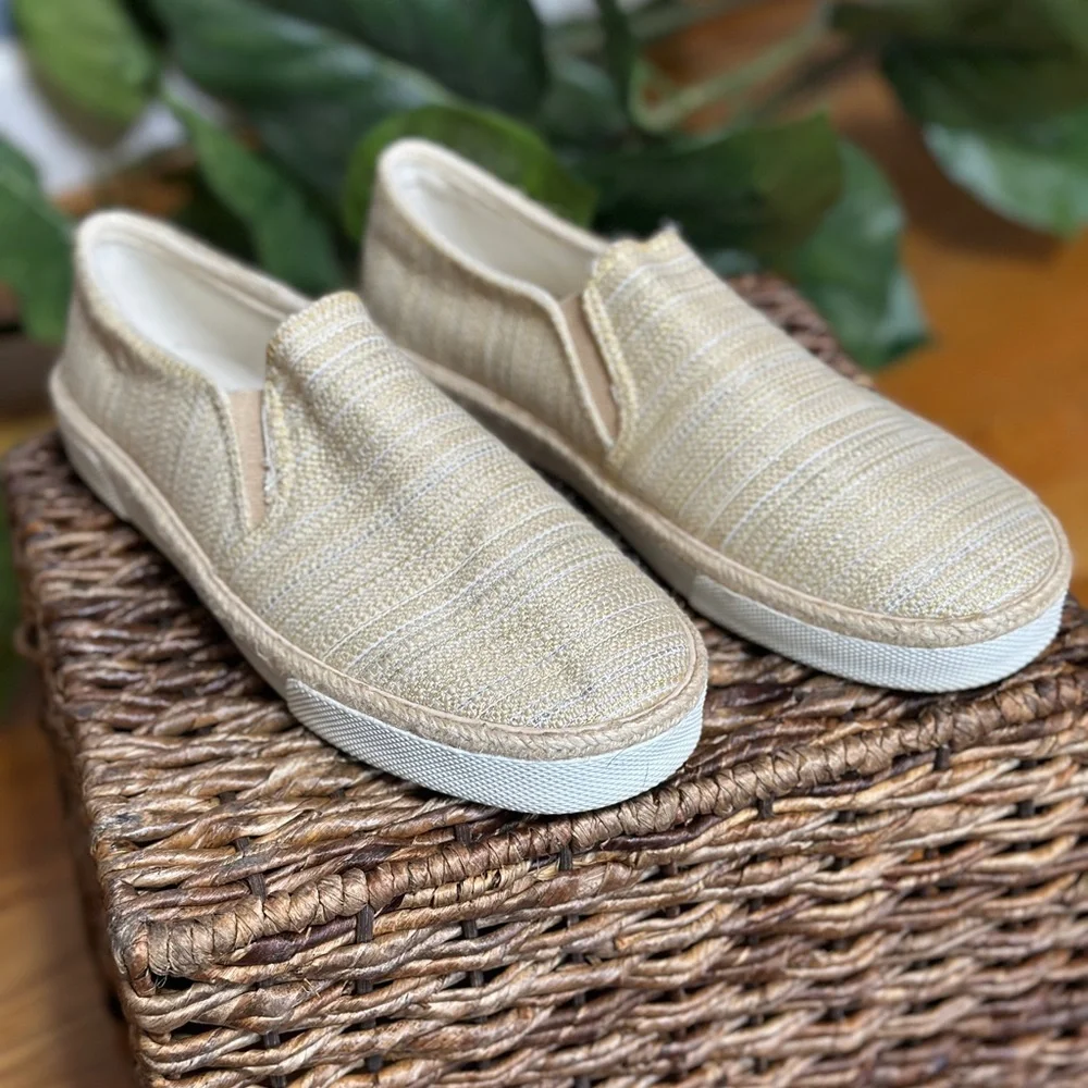 Jack Rogers casual slip